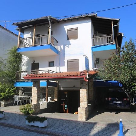פפקוהורי Apartments Villa Castor מראה חיצוני תמונה
