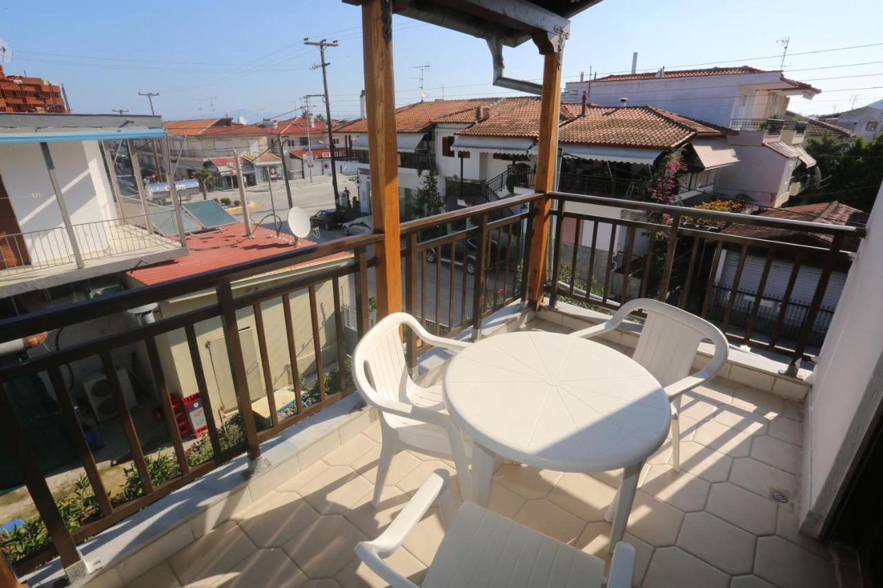 פפקוהורי Apartments Villa Castor מראה חיצוני תמונה