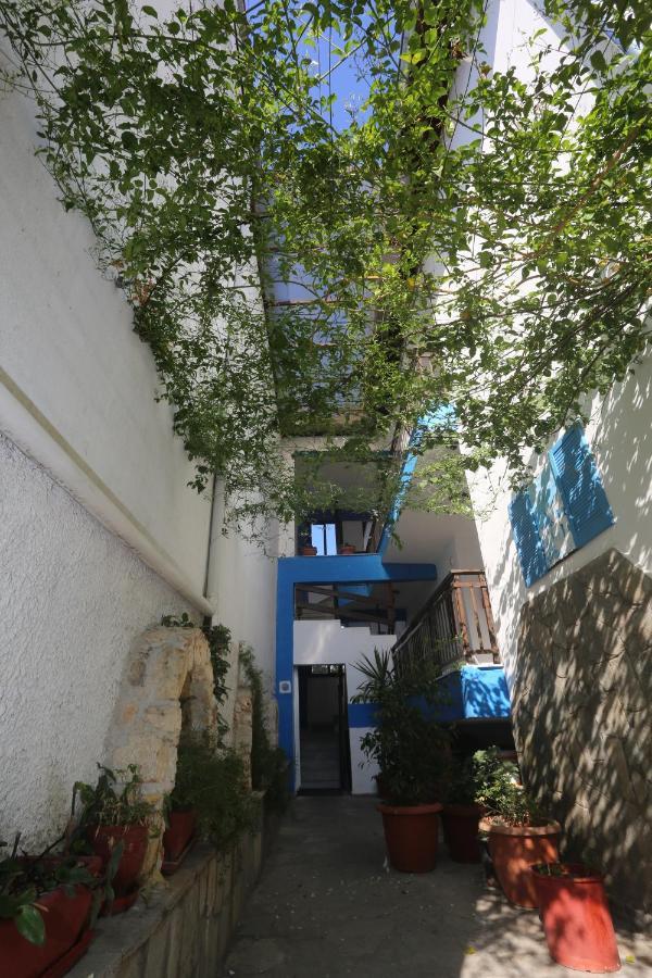 פפקוהורי Apartments Villa Castor מראה חיצוני תמונה