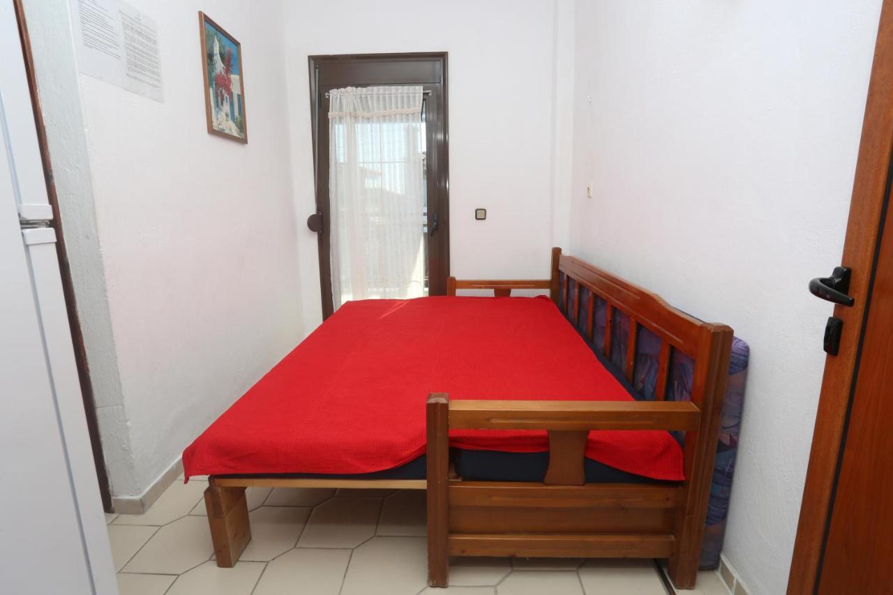 פפקוהורי Apartments Villa Castor מראה חיצוני תמונה