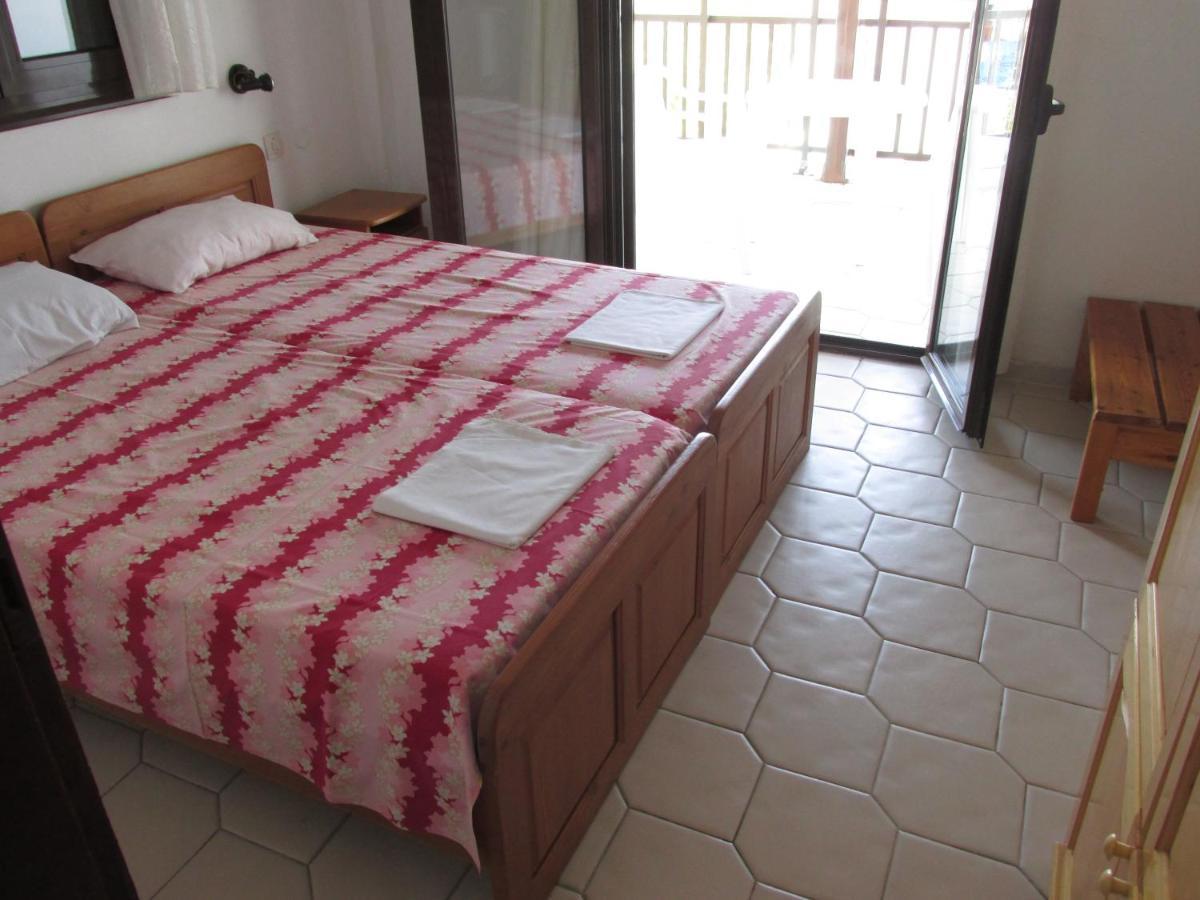 פפקוהורי Apartments Villa Castor מראה חיצוני תמונה