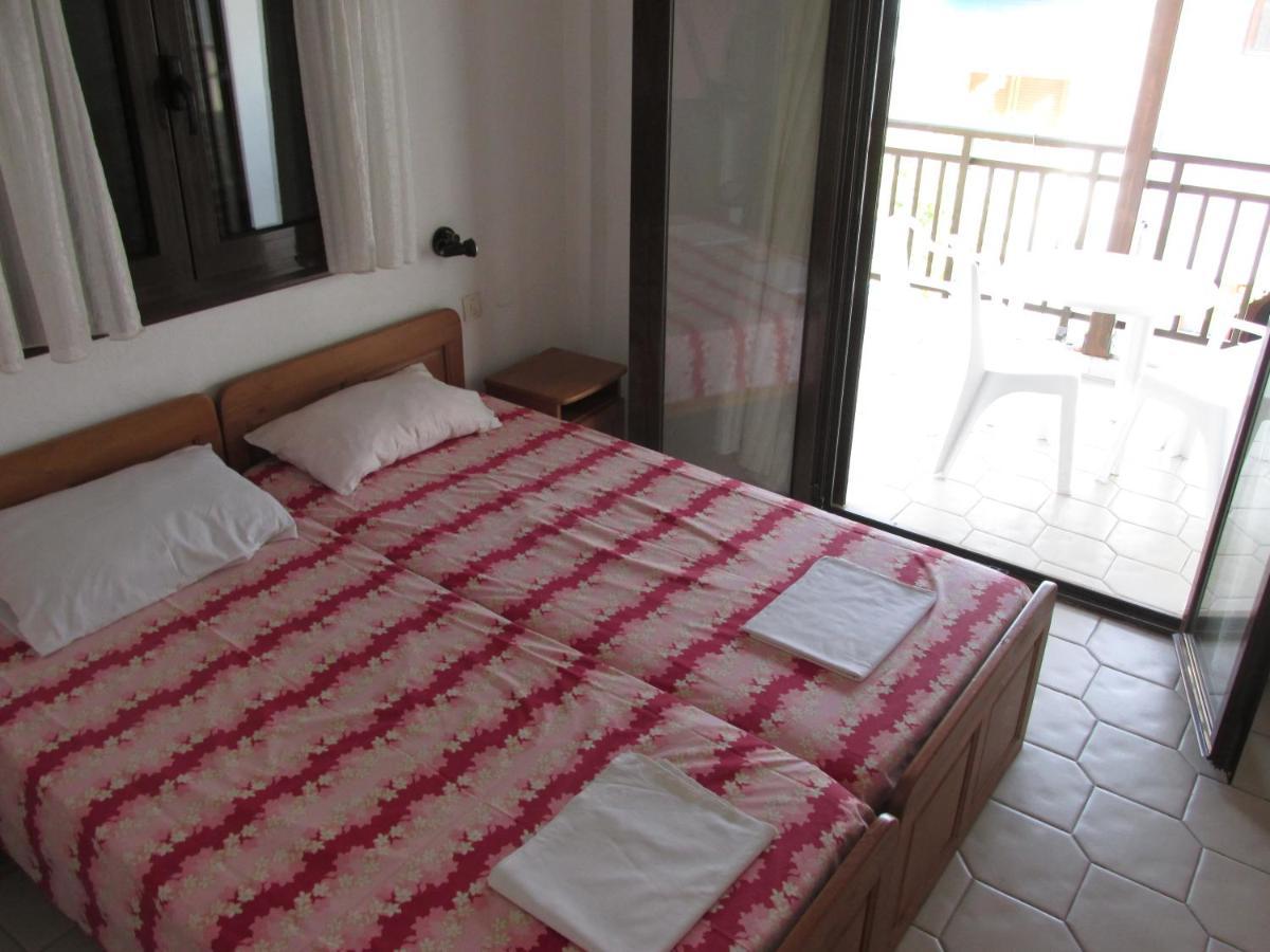 פפקוהורי Apartments Villa Castor מראה חיצוני תמונה